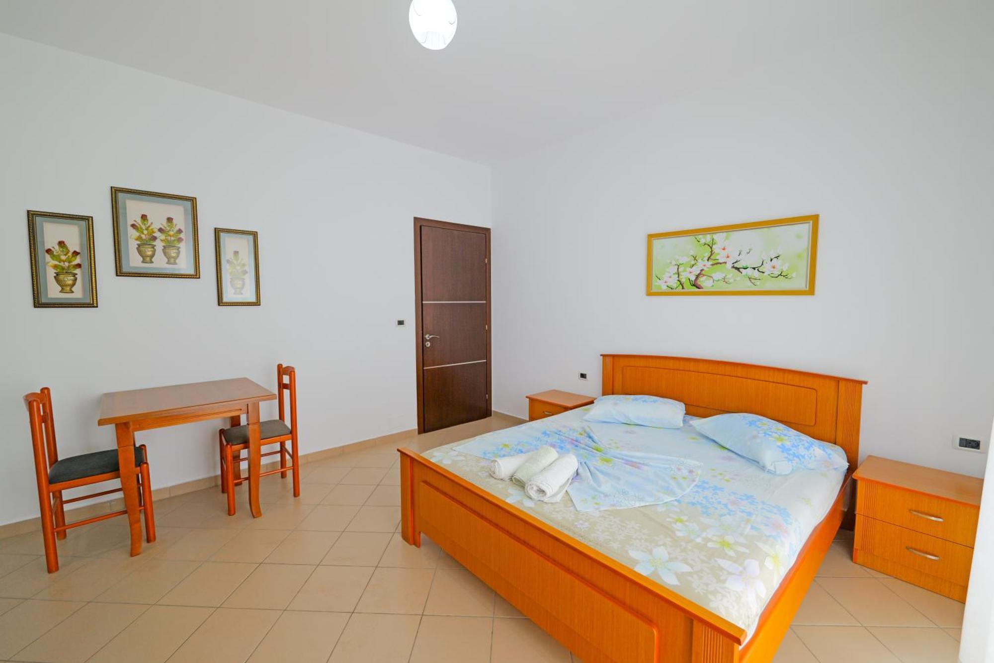 Vila Marina Apartments Sarande Exterior photo