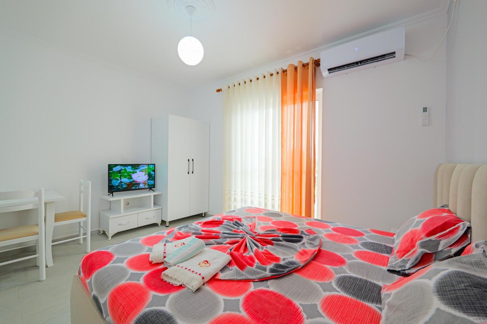 Vila Marina Apartments Sarande Exterior photo